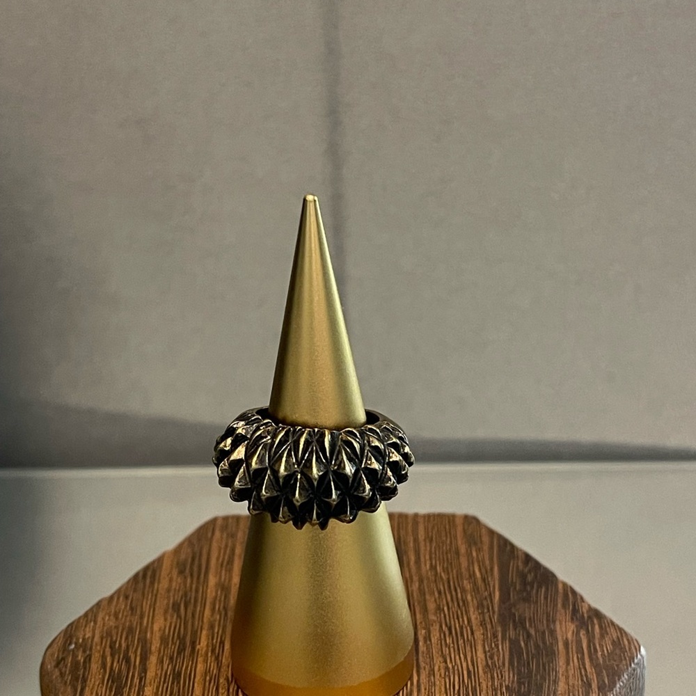 Bronze ring